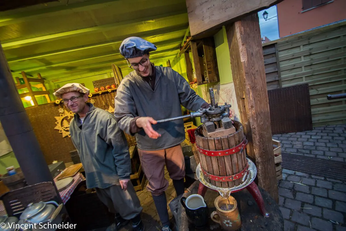 Neuf Brisach Christmas Market - Back to 1700! 8 neuf-brisach-marche-noel