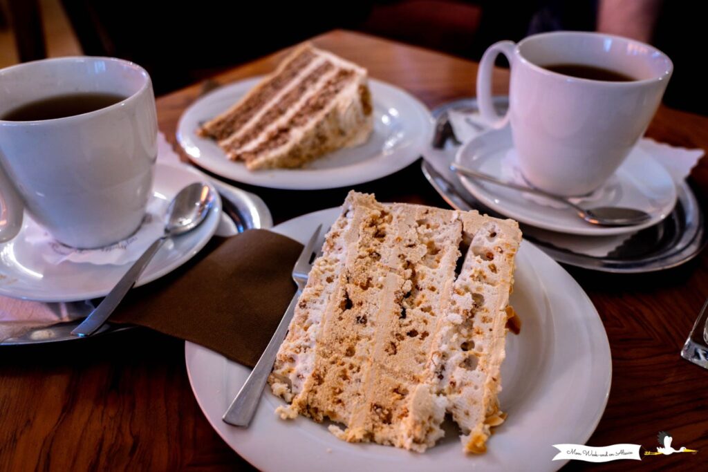 Visiter Breisach am Rhein, ville allemande en face de Neuf-Brisach 21 gateaux cafe ihringer breisach