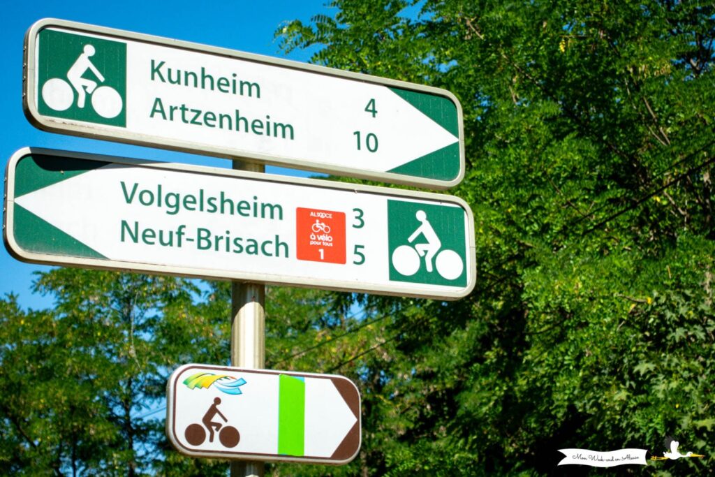Panneaux de signalisation Alsace à vélo